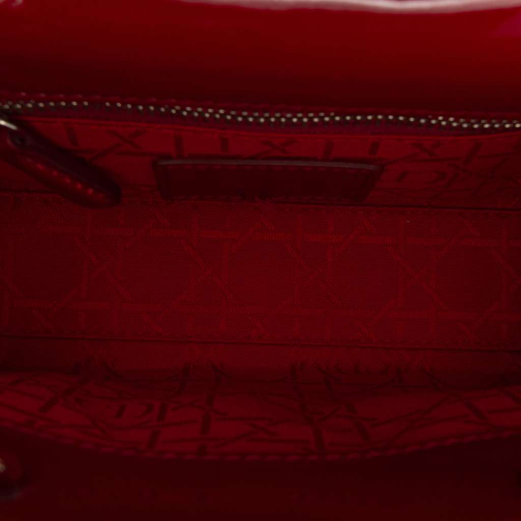 Dior Mini Patent Cannage Lady Dior Red Leather Good condition - Model View