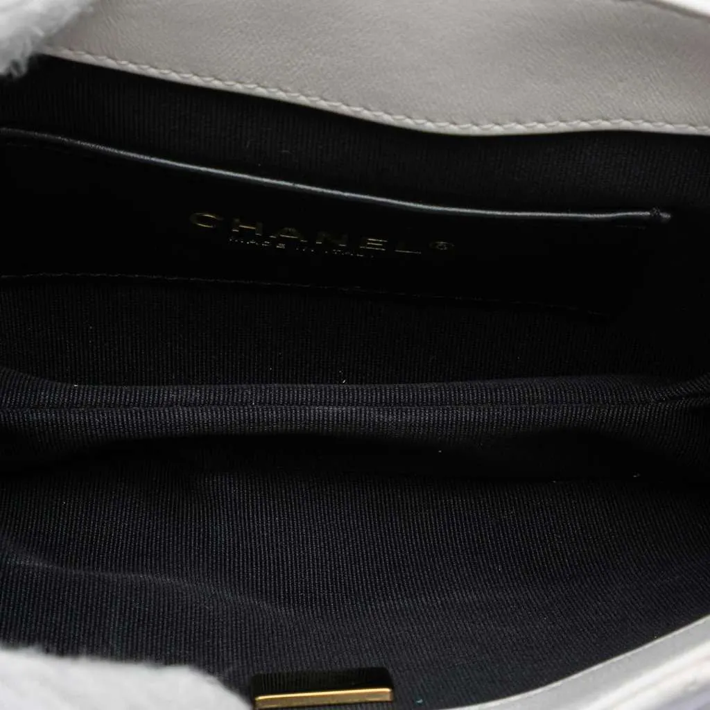 Chanel Small Quilted Lambskin Giant CC Chain Compartment Messenger Bag White Leather Very good - Model View