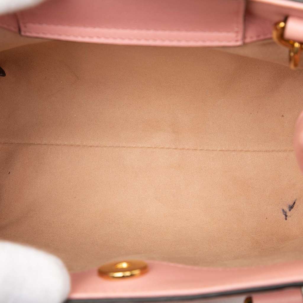 Gucci Mini Calfskin Bamboo Diana Satchel Pink Leather Good condition - Model View