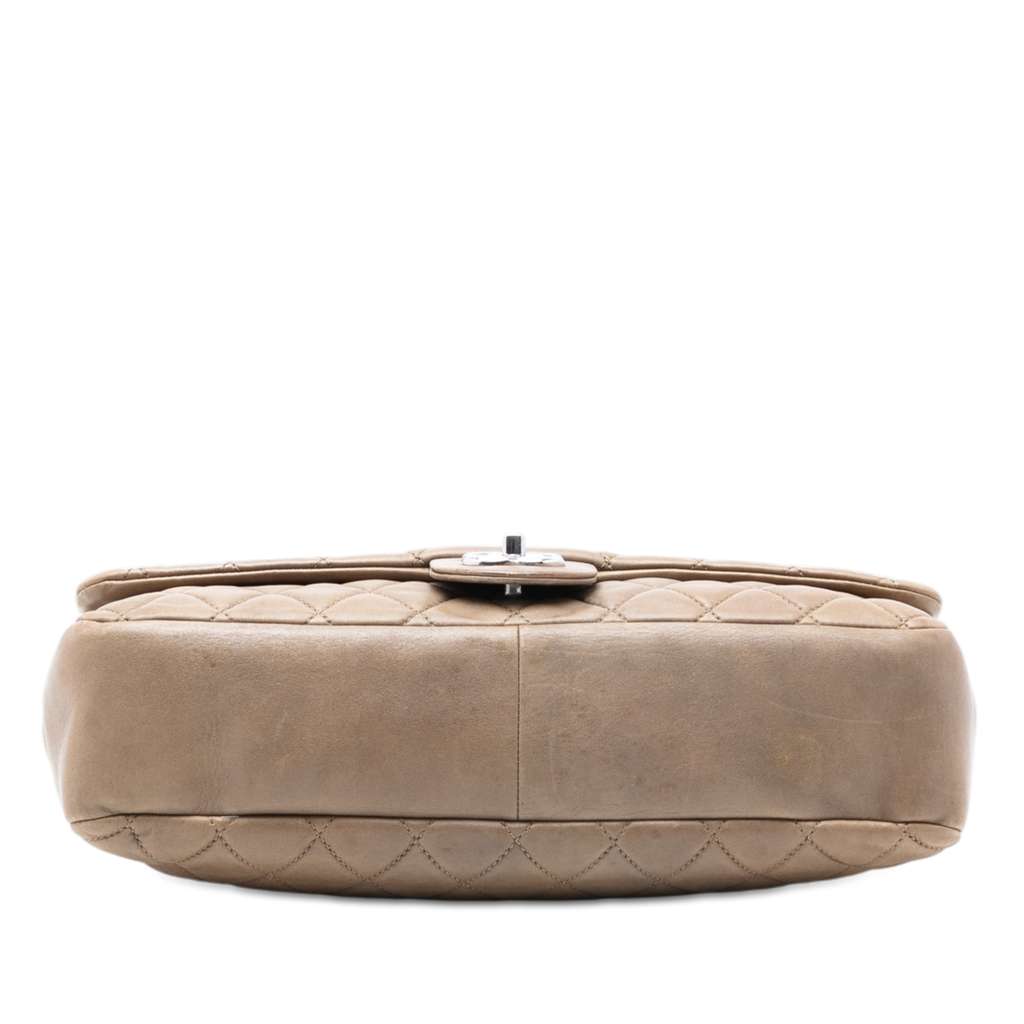 Chanel Jumbo Quilted Lambskin Coco Rain Flap Brown Leather Good condition - Inside View