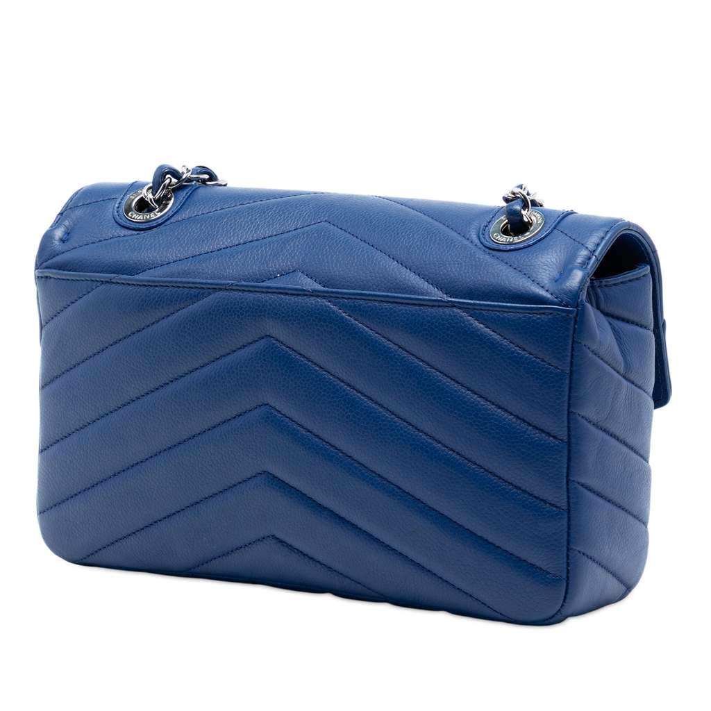 Chanel Medium Chevron Caviar Data Center Envelope Flap Blue Leather Good condition - Back View