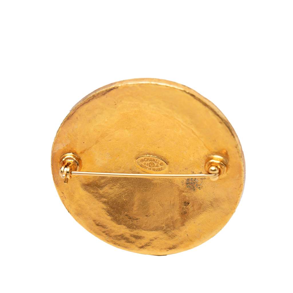 Chanel CC Gold Plated Medallion Round Brooch Gold Metal Good condition - Inside View