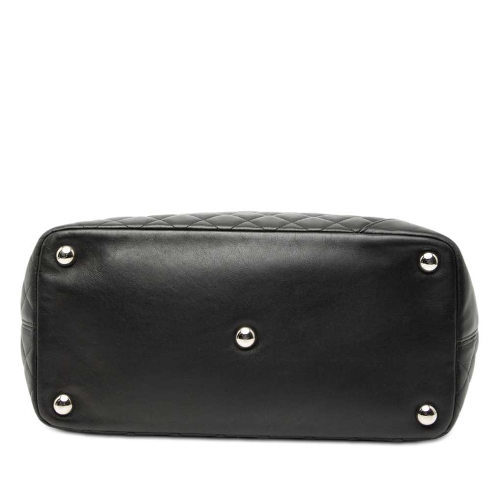 Chanel Large Quilted Calfskin Cambon Ligne Tote Black Leather Good condition - Inside View