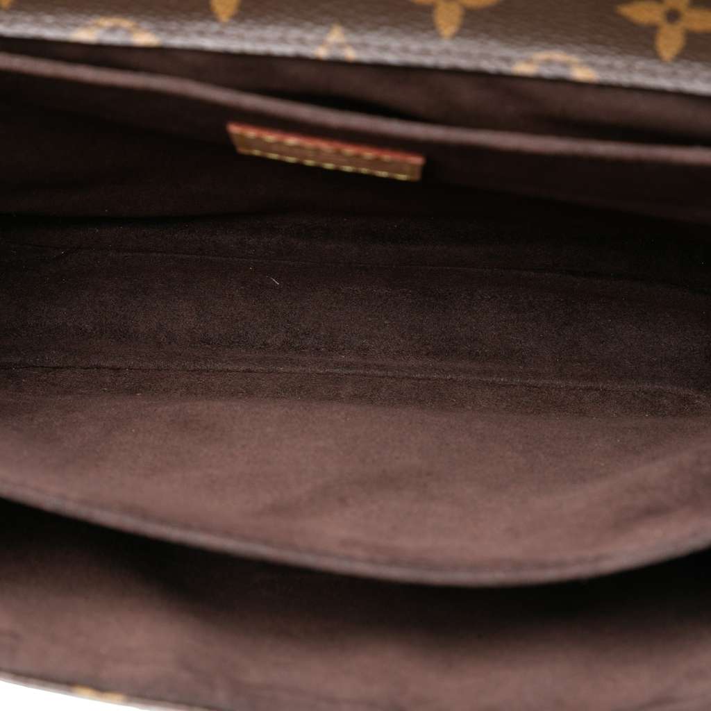 Louis Vuitton Monogram Pochette Metis Brown Good condition - Model View
