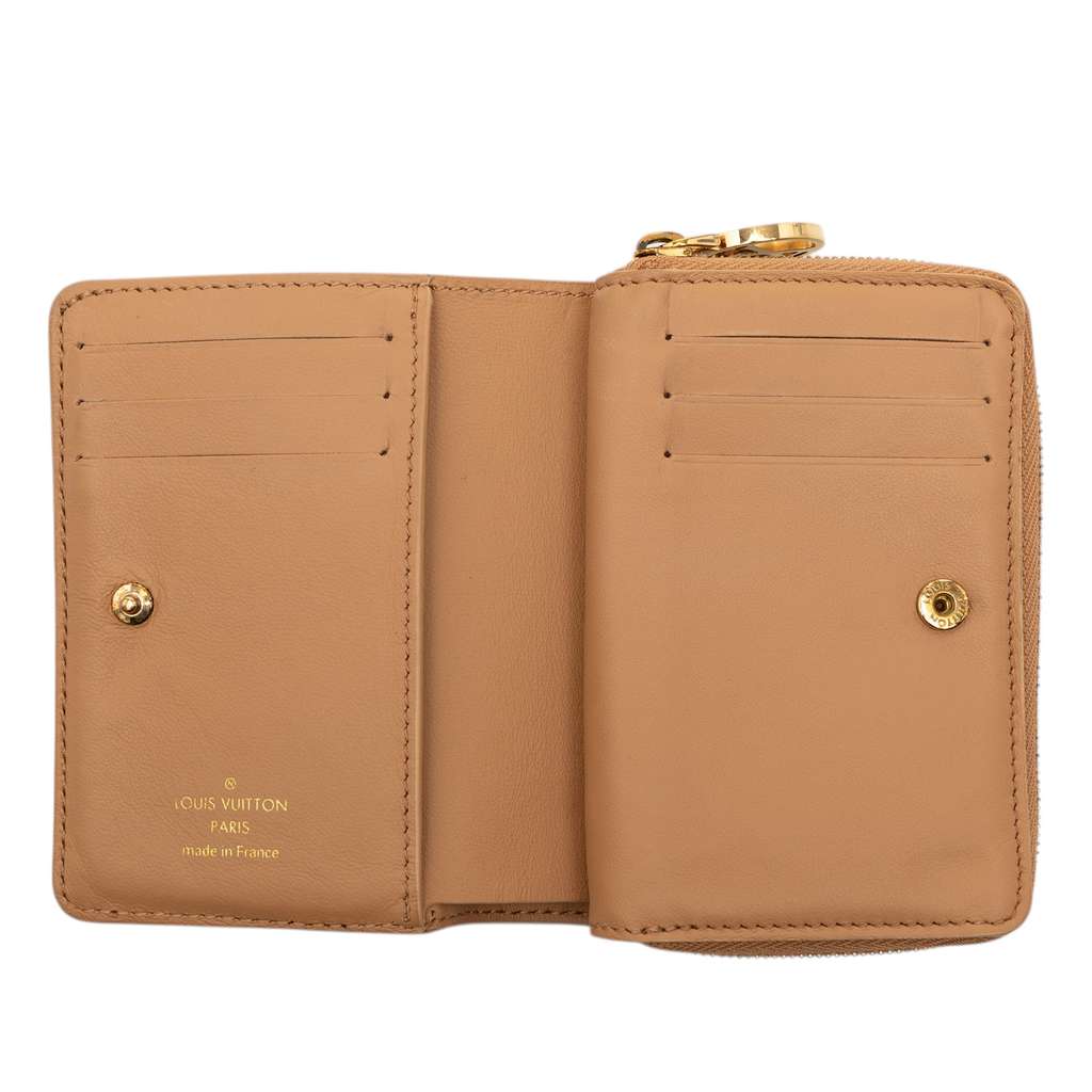 Louis Vuitton Monogram Embossed Lambskin Lou Coussin Wallet Brown Leather Good condition - Box View