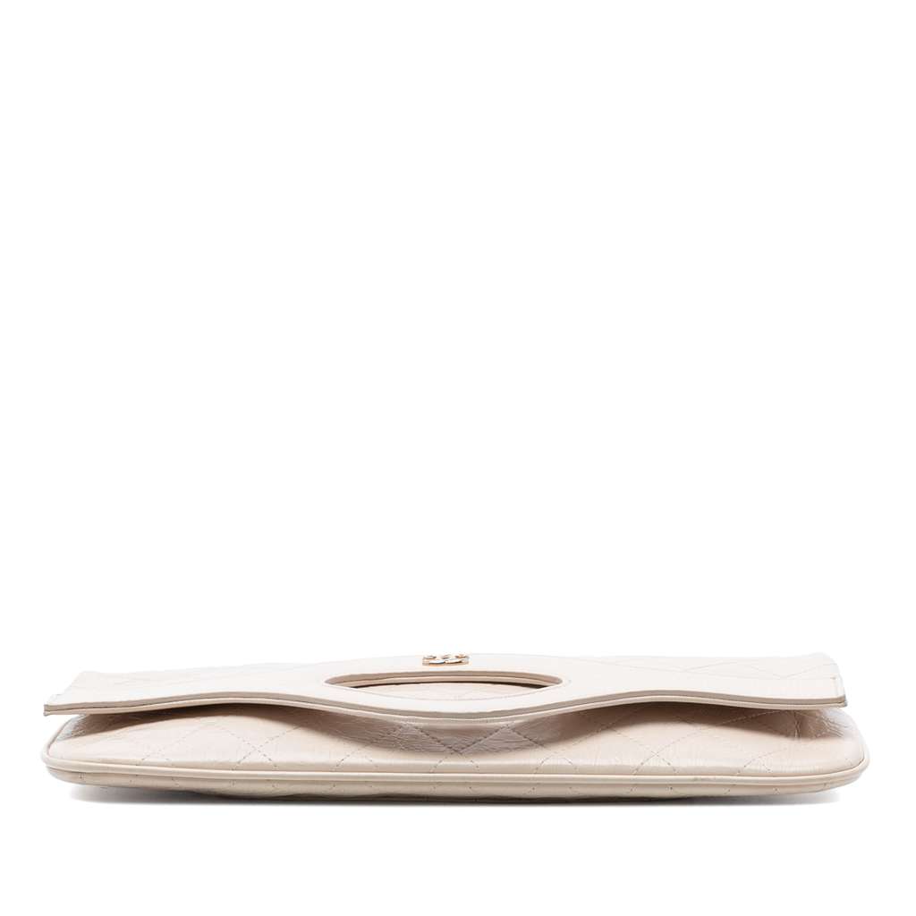 Chanel Large Shiny Crumpled Calfskin 31 Clutch White Leather Very good condition - Inside View