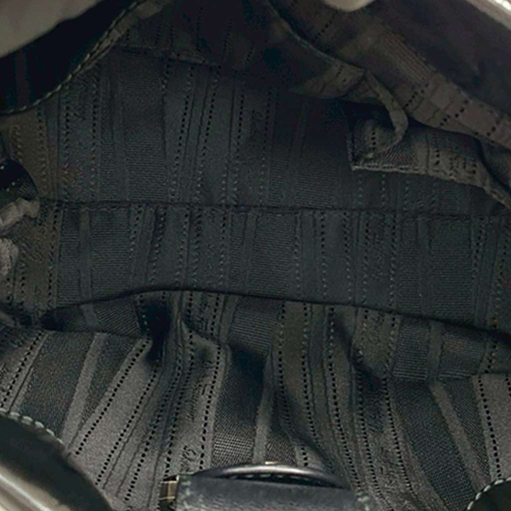 Salvatore Ferragamo Leather Vara Bow Shoulder Bag Black Leather Good condition - Model View