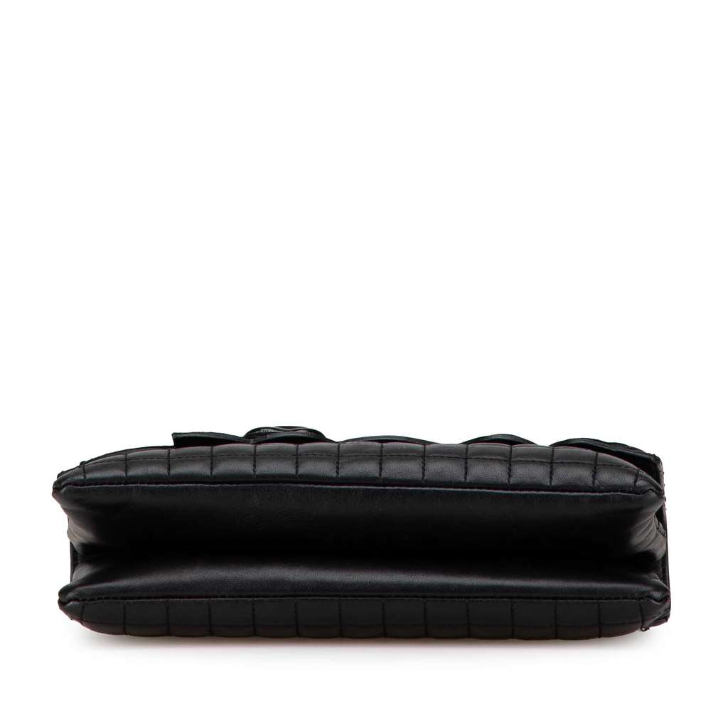 Chanel Choco Bar Calfskin Camellia No. 5 CC Shoulder Bag Black Leather Good condition - Inside View