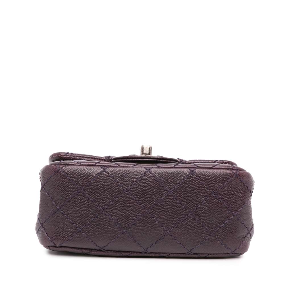 Chanel Mini Square Classic Caviar Single Flap Purple Leather Good condition - Inside View