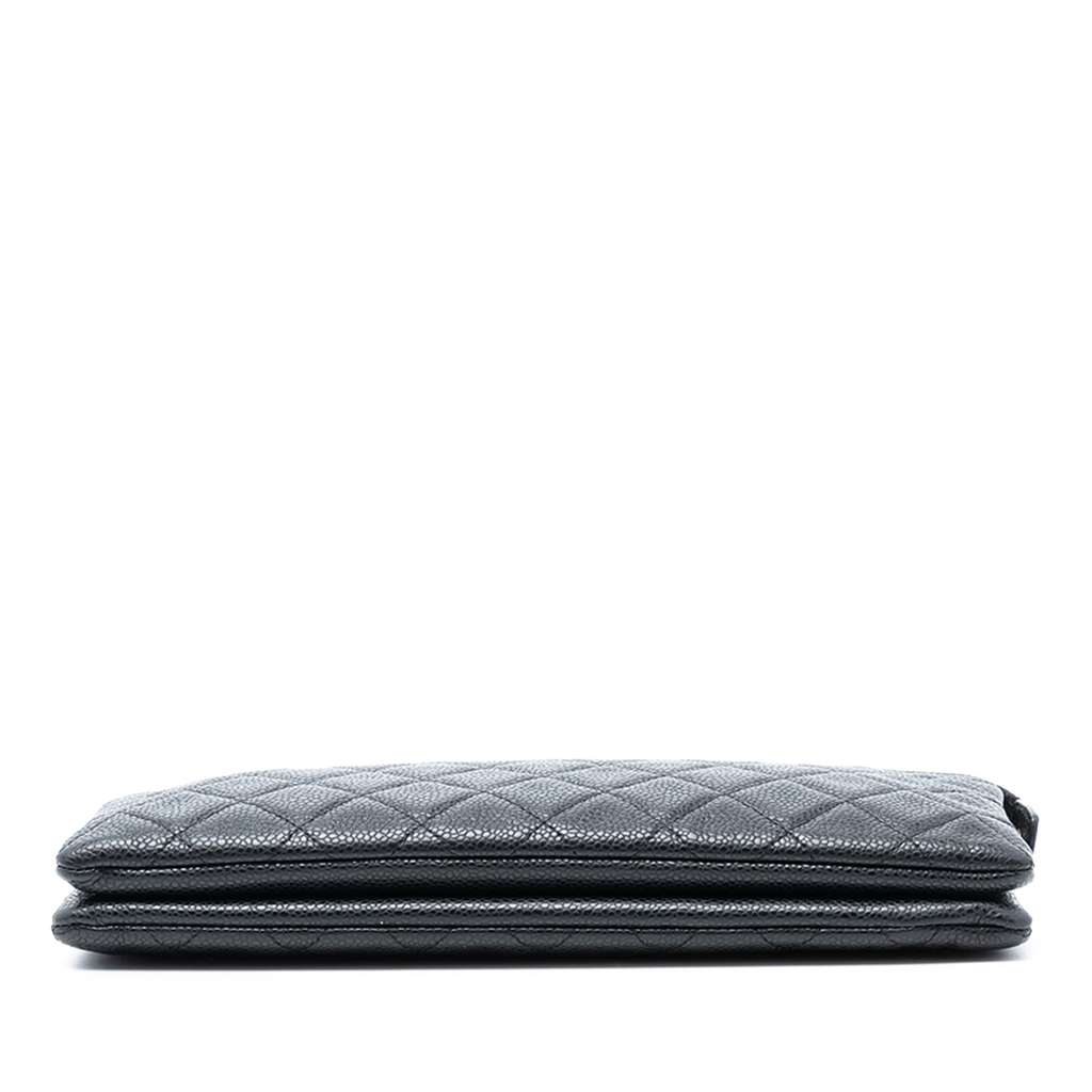 Chanel CC Quilted Caviar Zip Pouch Black Leather Good condition - Inside View