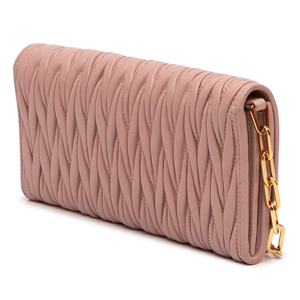 Miu Miu Matelasse Nappa Wallet On Chain Pink Leather Good condition - Back View