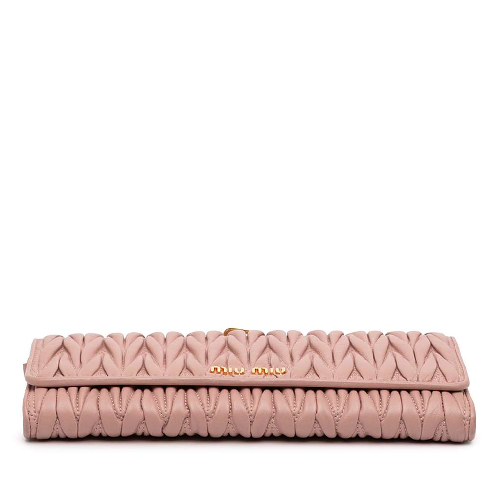 Miu Miu Matelasse Nappa Wallet On Chain Pink Leather Good condition - Inside View
