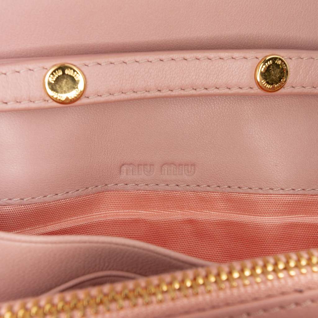 Miu Miu Matelasse Nappa Wallet On Chain Pink Leather Good condition - Box View