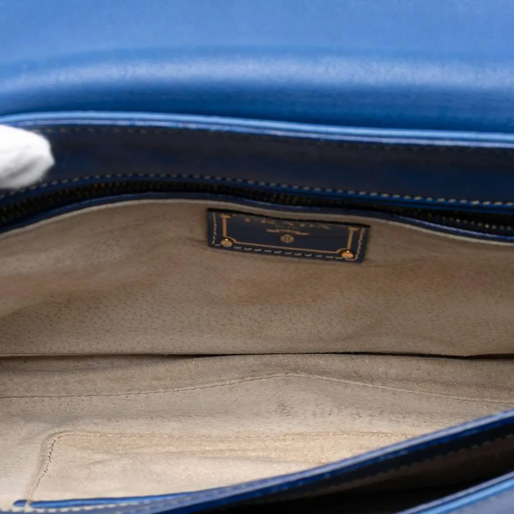 Prada City Calf Pattina Crossbody Blue Leather Very good - Model View