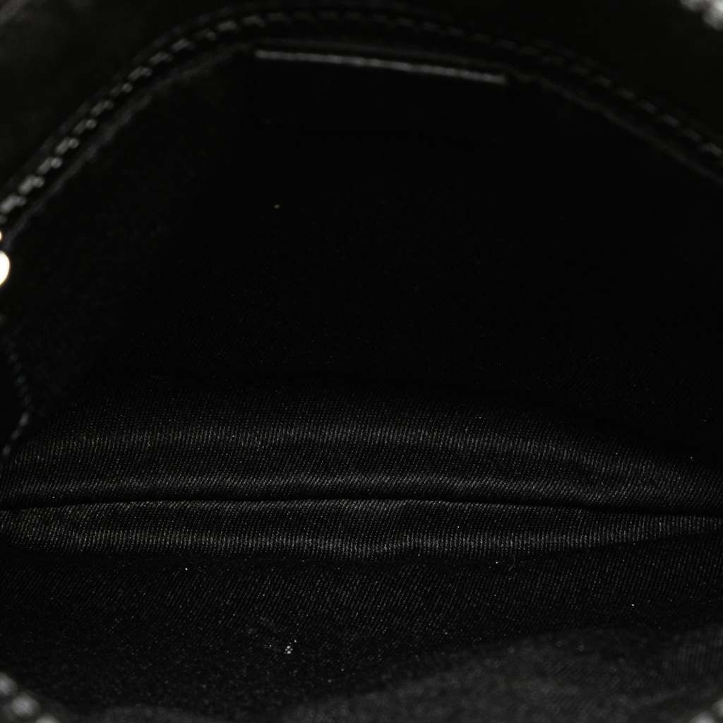 Gucci GG Nylon Web Crossbody Black Good condition - Model View