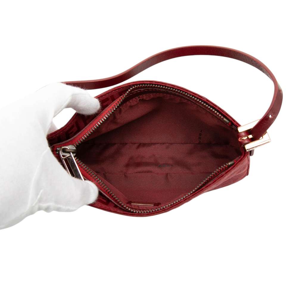 Fendi Zucchino Canvas Pochette Red Canvas Good condition - Model View