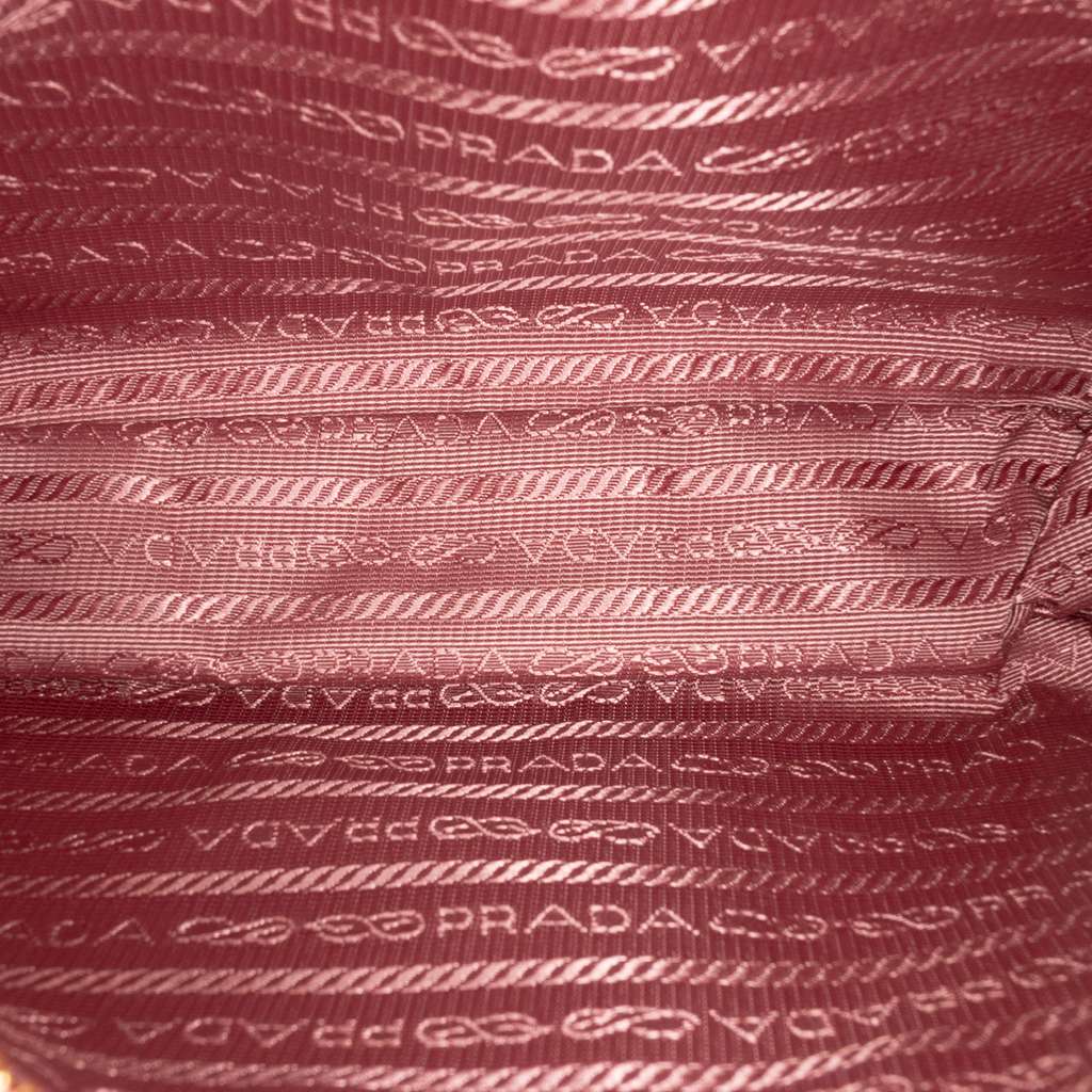 Prada Yarn Effect Raffia Crochet Re Edition 2005 Satchel Pink Good condition - Model View