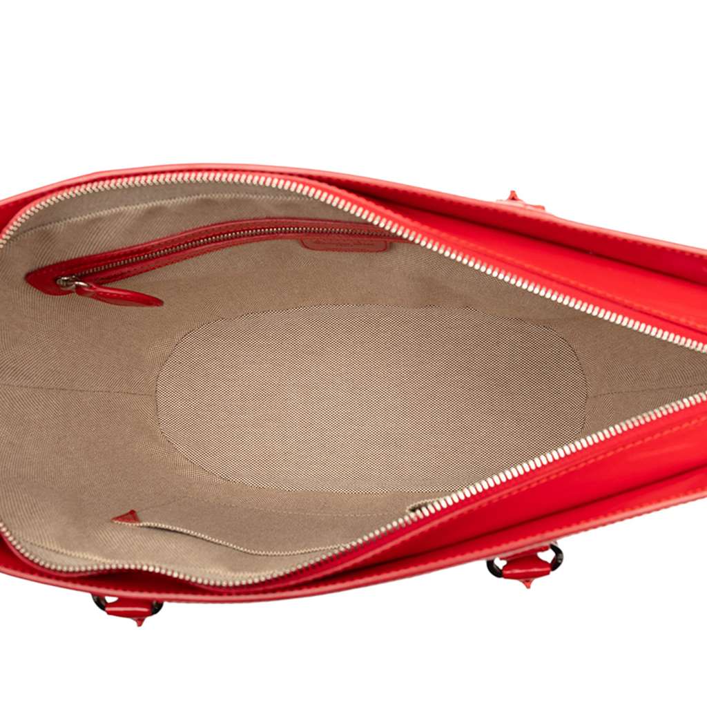 Dior Diorissimo Trotter Patent Tote Red Leather Good condition - Model View