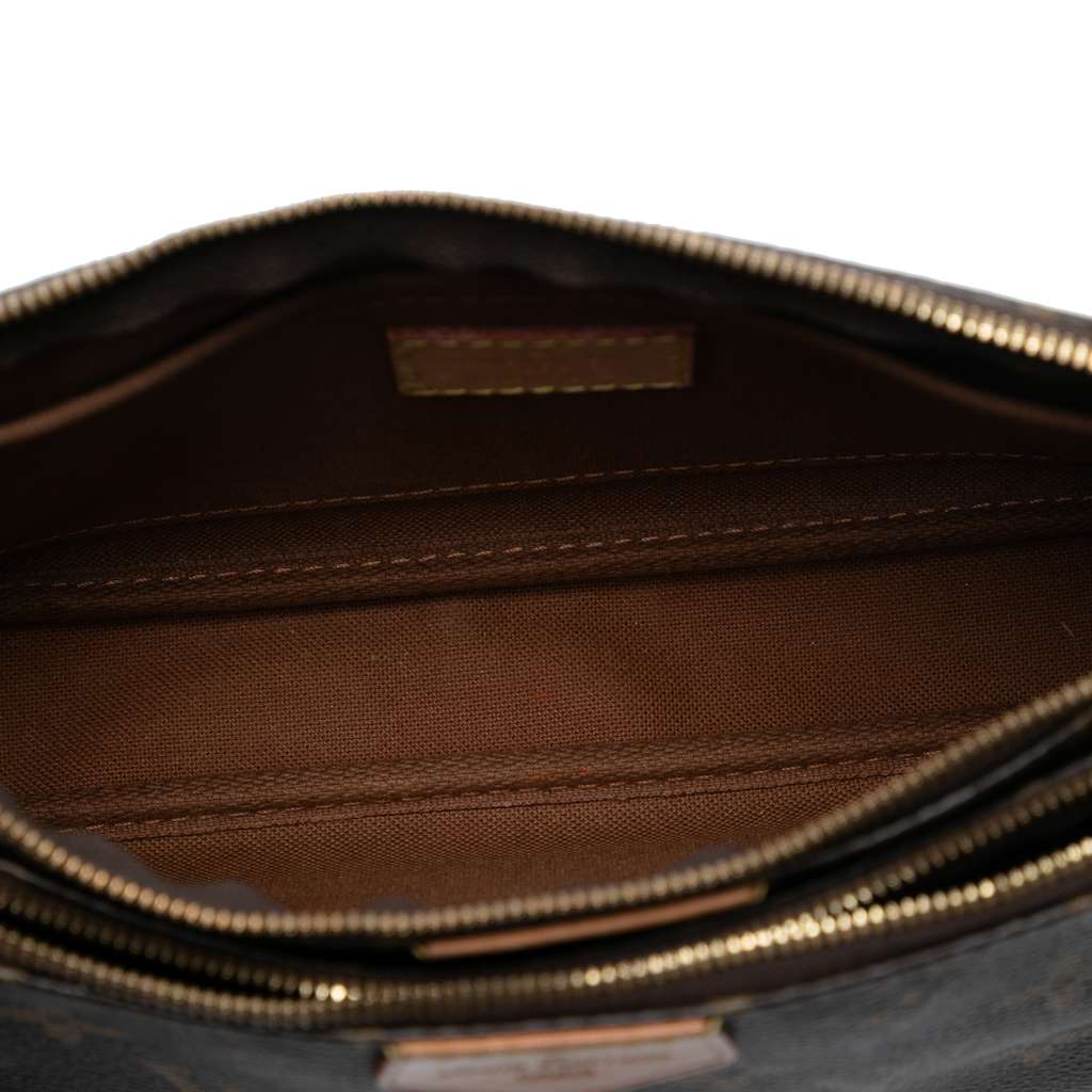 Louis Vuitton Monogram Multi Pochette Accessoires Brown Good condition - Model View