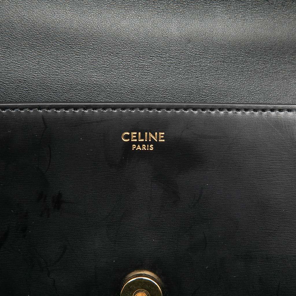 Celine Smooth Calfskin Cuir Triomphe Chain Shoulder Bag Black Leather Good condition - Box View