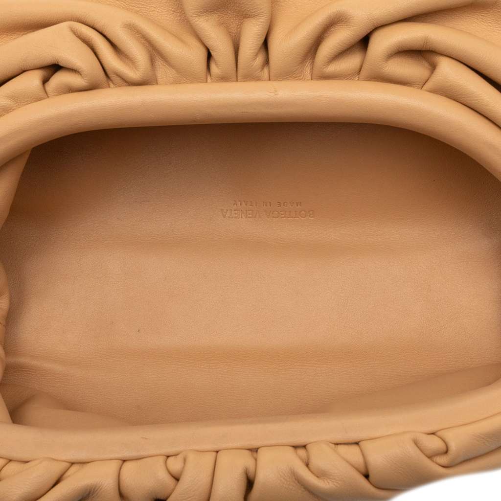 Bottega Veneta Lambskin Belt Chain Pouch Brown Leather Good condition - Model View