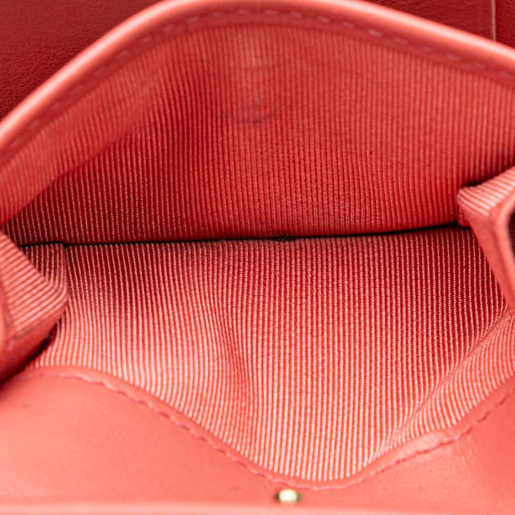 Chanel CC Quilted Caviar Trifold Wallet Pink Leather Good condition - Box View