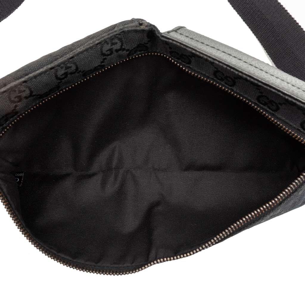 Gucci GG Canvas Double Pocket Belt Bag Black Canvas Good condition - Model View