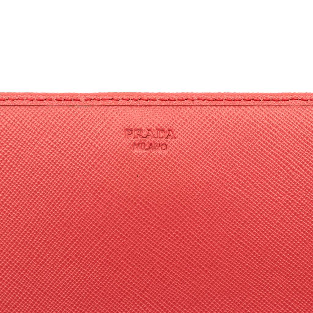 Prada Saffiano Lux Wallet On Chain Red Leather Good condition - Box View