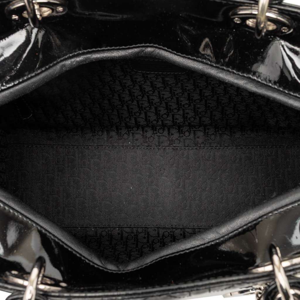 Dior Large Patent Cannage Lady Dior Black Leather Good condition - Model View