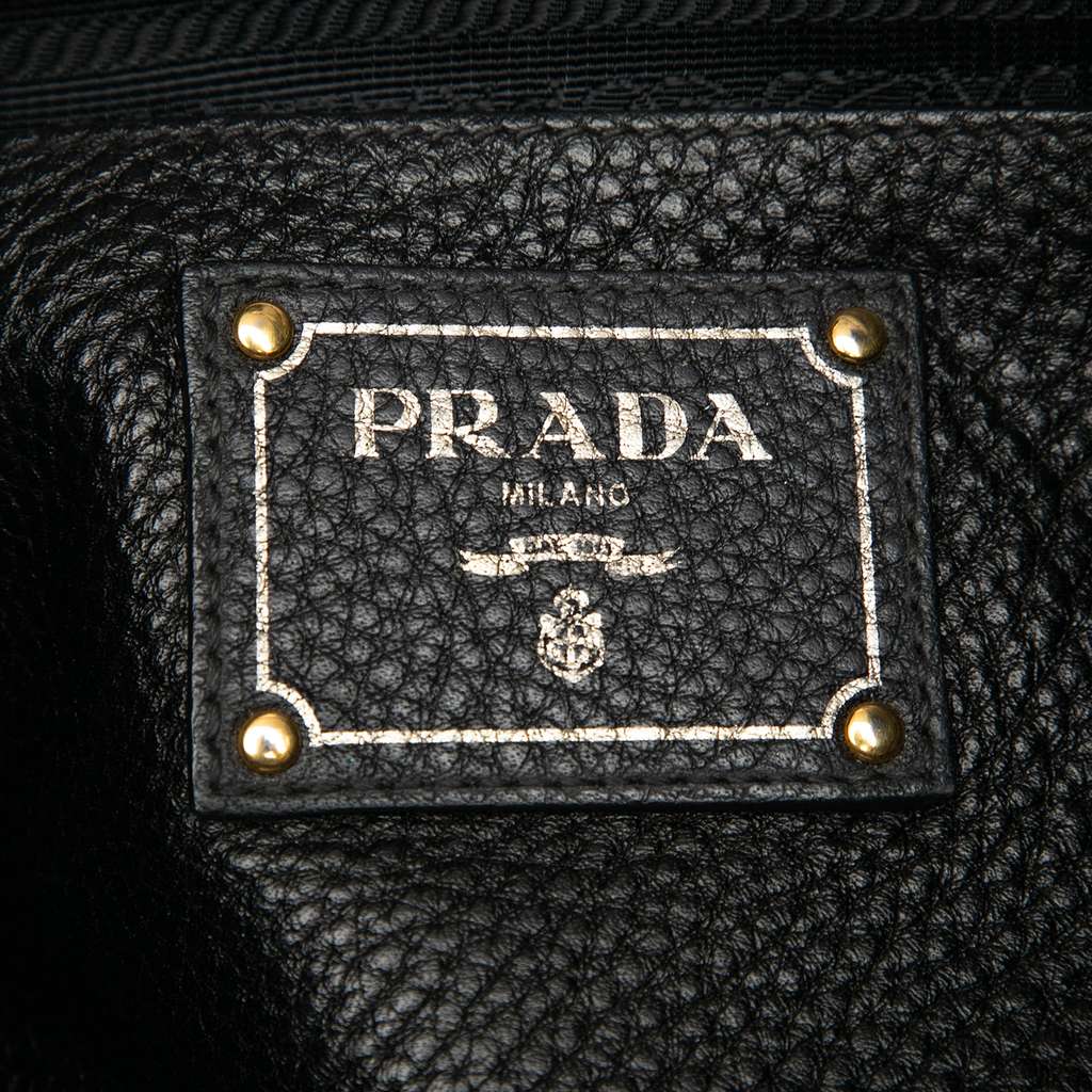 Prada Vitello Daino Open Convertible Tote Black Leather Good condition - Box View