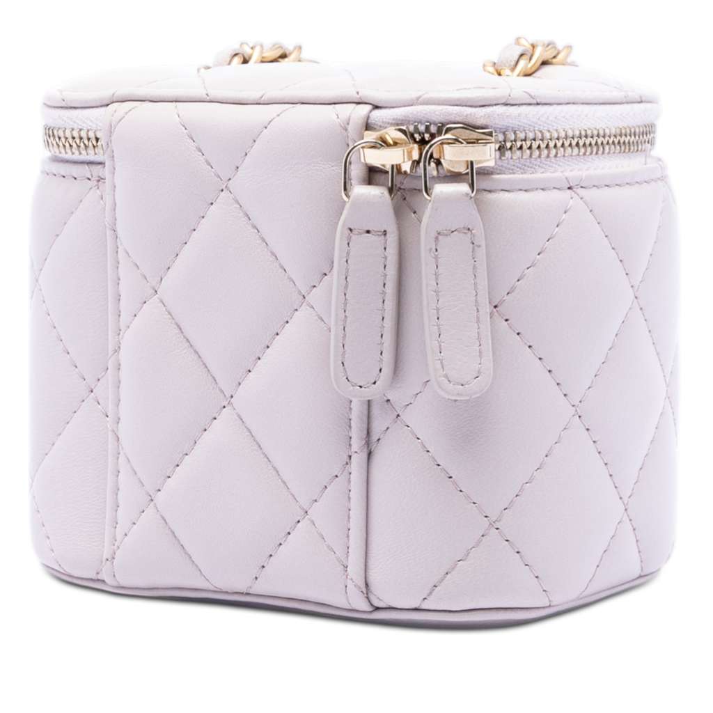 Chanel Mini Quilted Lambskin Pearl Crush Vanity Case With Chain Purple Leather Good condition - Back View