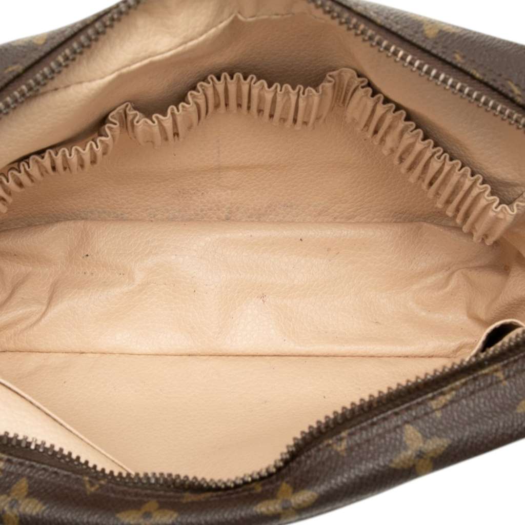 Louis Vuitton Monogram Trousse Toilette 23 Brown Good condition - Model View