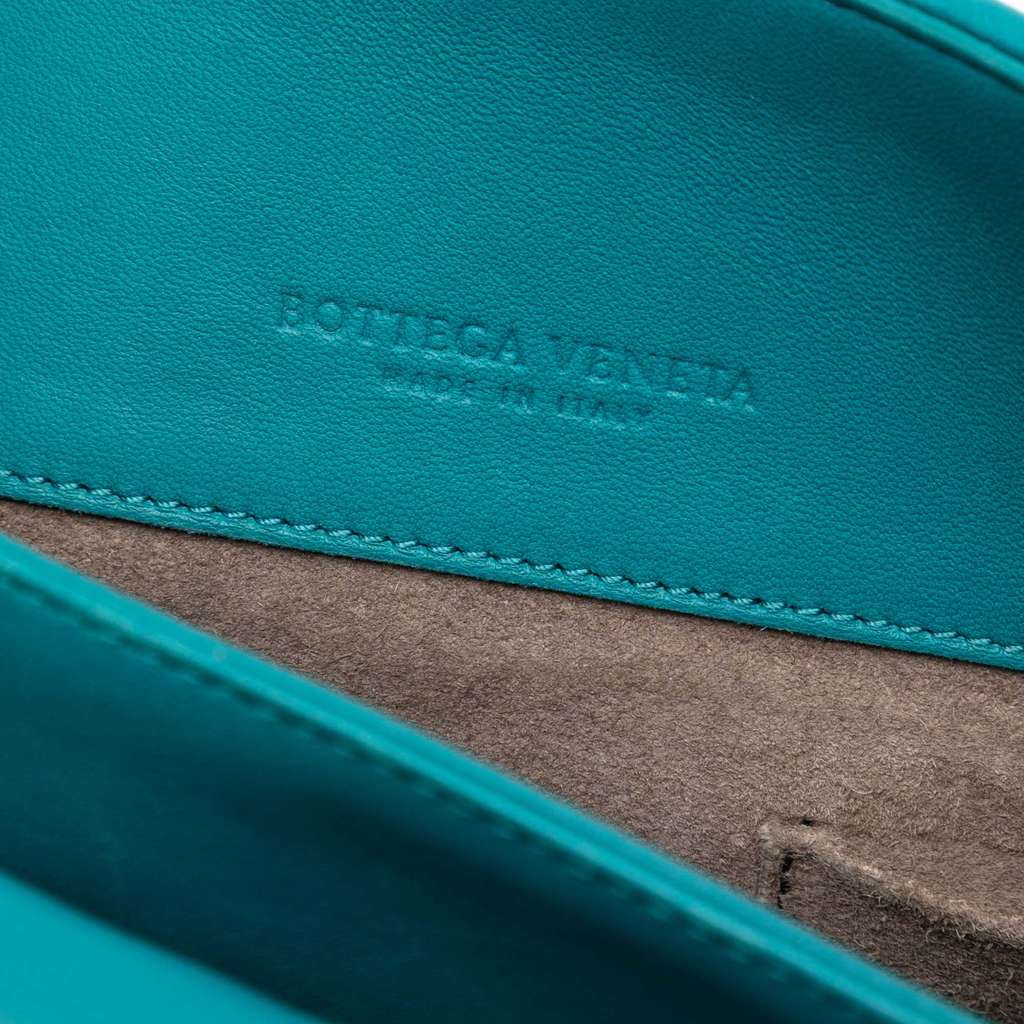 Bottega Veneta Medium Nappa Intrecciato Olimpia Shoulder Bag Blue Leather Good condition - Box View