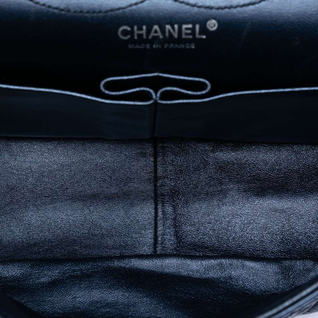 Chanel Metallic Quilted Aged Calfskin Reissue 2.55 Double Flap 227 Blue Leather Good condition - Model View