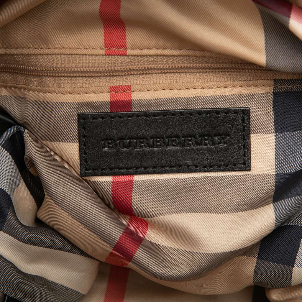 Burberry Nylon Packable Buckleigh Tote Black Good condition - Box View