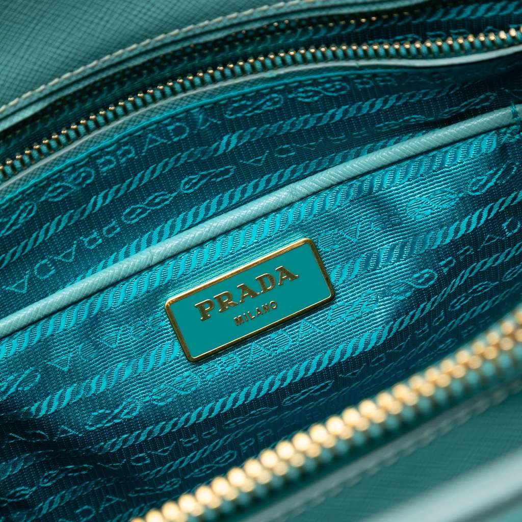 Prada Saffiano Lux Parabole Tote Blue Leather Good condition - Box View