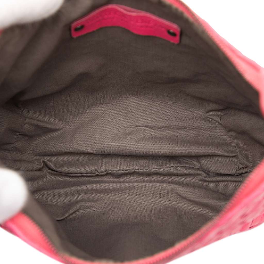 Bottega Veneta Small Nappa Intrecciato Crossbody Pink Leather Good condition - Model View