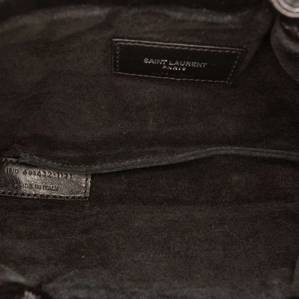 Saint Laurent Calfskin Pac Pac Ruched Hobo Black Leather Good condition - Model View