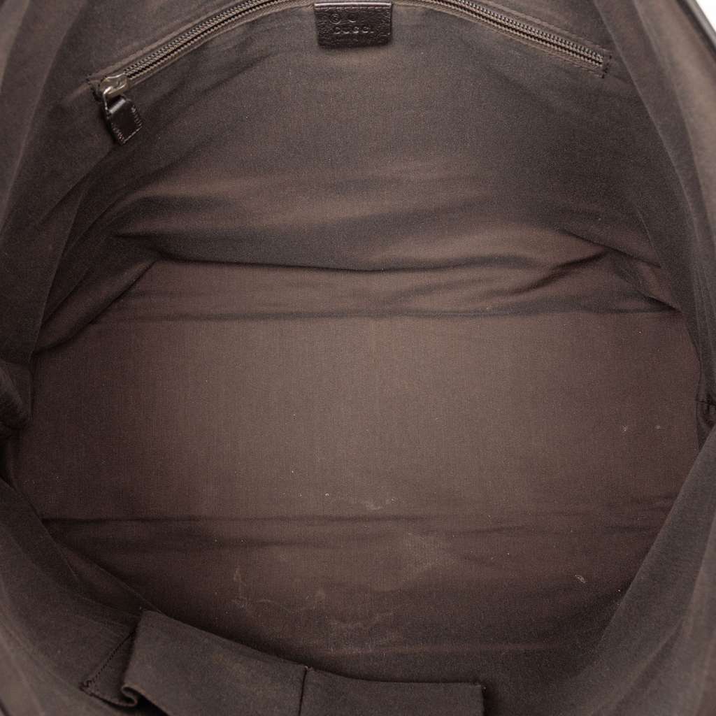 Gucci GG Canvas Tote Brown Canvas Good condition - Model View