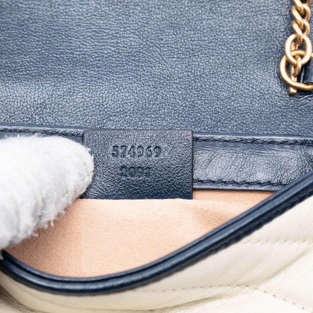 Gucci Super Mini GG Marmont Matelasse Leather Torchon Flap Crossbody White Leather Good condition - Box View