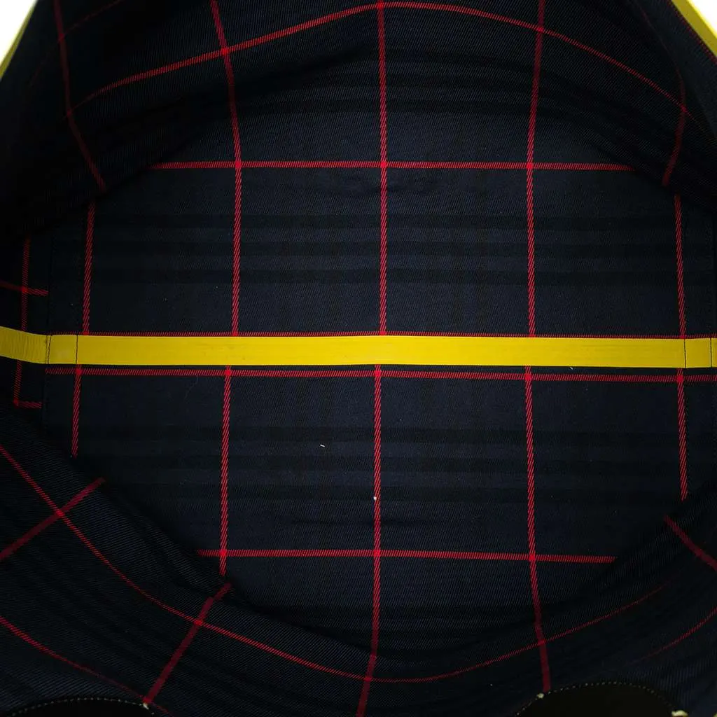 Burberry House Check Canvas The Giant Reversible Tote Green Canvas Very good - Model View