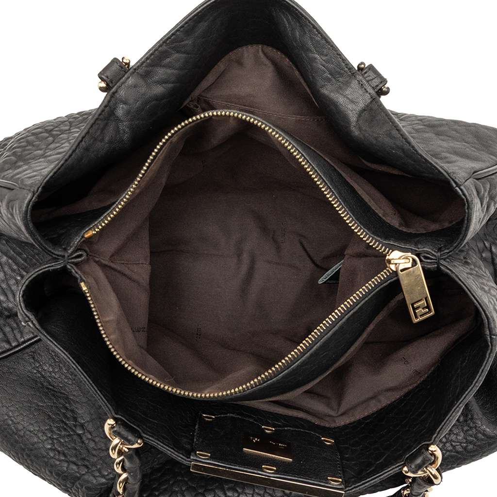 Fendi Large Pebbled Calfskin Mia Shoulder Bag Black Leather Good condition - Model View