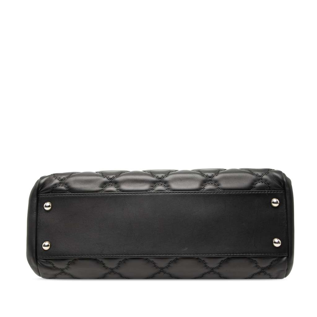 Chanel Large CC Calfskin Double Stitch Hamptons Accordion Flap Black Leather Good condition - Inside View