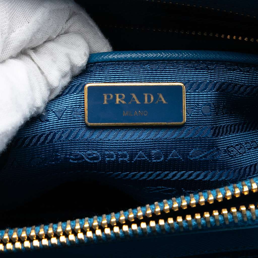 Prada Saffiano Lux Parabole Tote Blue Leather Good condition - Box View