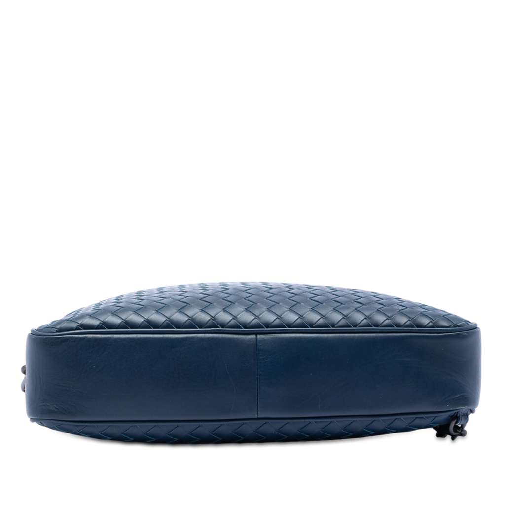 Bottega Veneta Intrecciato Trimmed Nappa Messenger Bag Blue Leather Good condition - Inside View