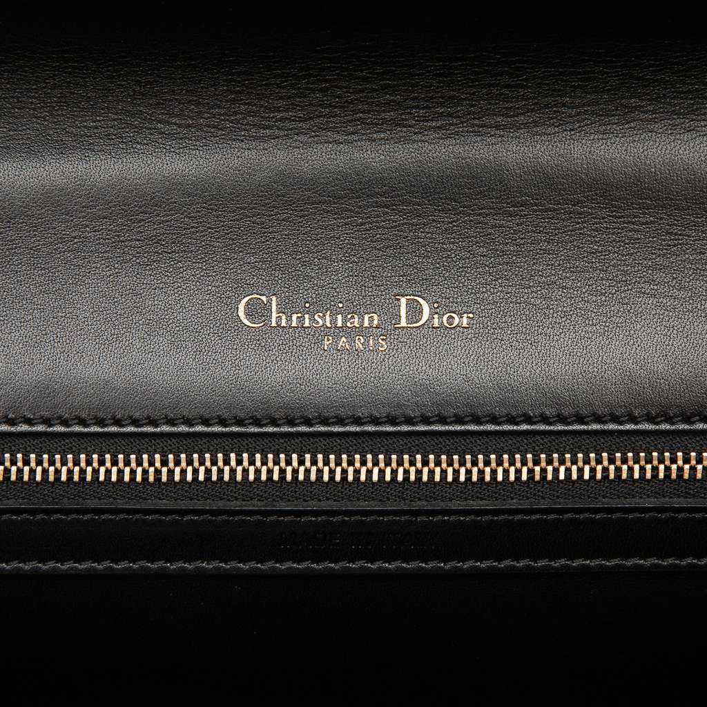 Dior Medium Calfskin Crystal Embroidered Diorama Flap Black Leather Fair condition - Box View