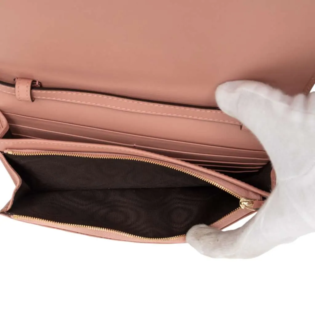 Gucci Microguccissima Wallet on Strap Pink Leather Very good - Model View