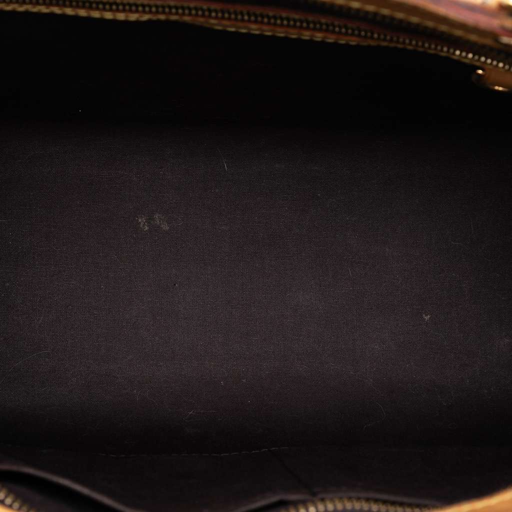 Louis Vuitton Monogram Vernis Brea MM Purple Leather Good condition - Model View