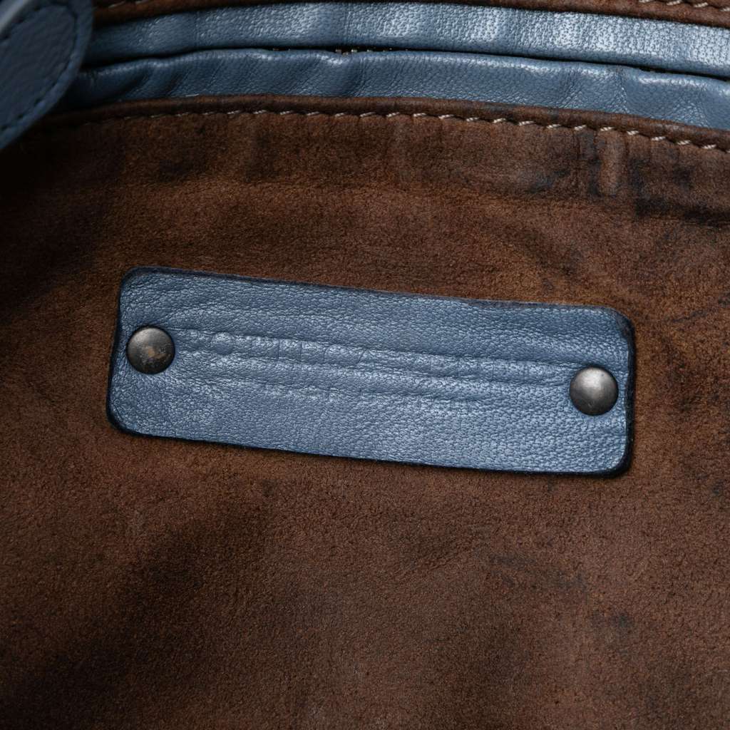 Bottega Veneta Nappa Intrecciato Nodini Crossbody Blue Leather Good condition - Box View