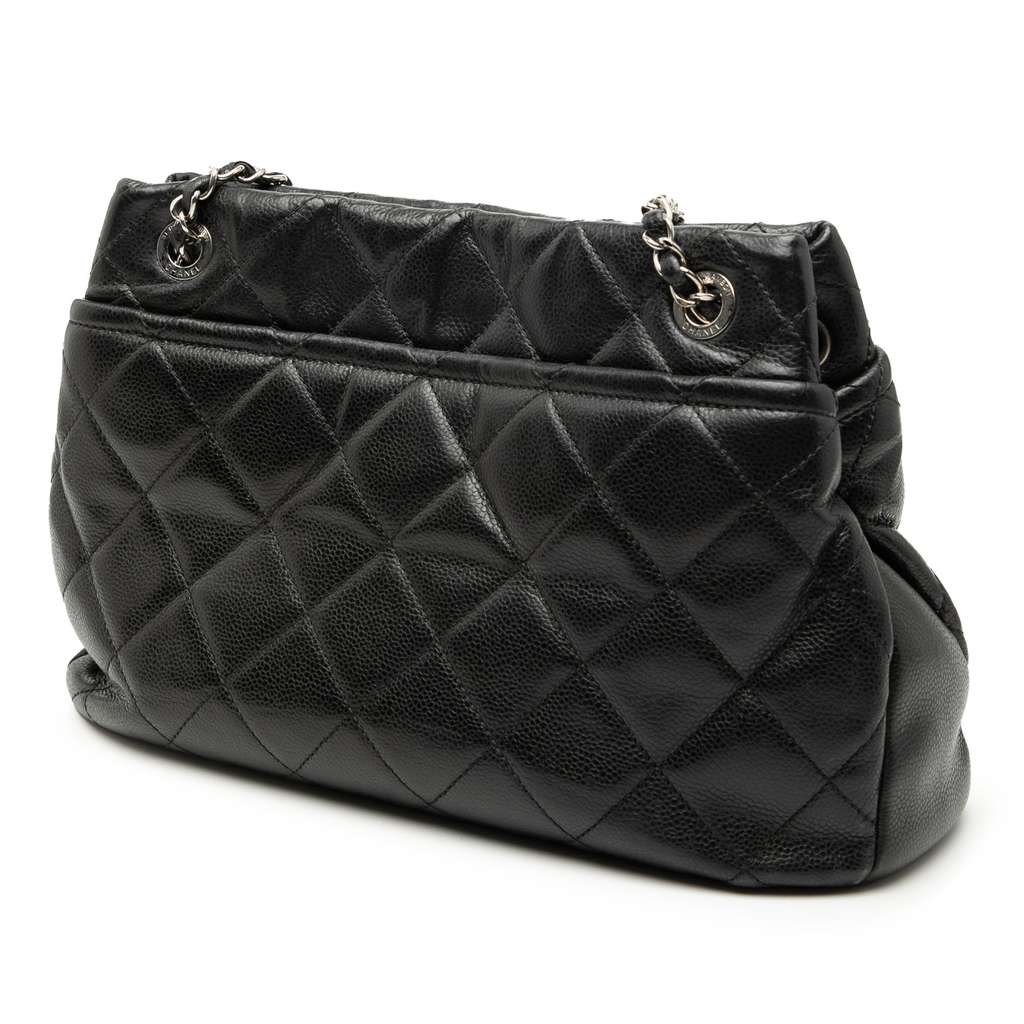 Chanel Quilted Caviar Soft Shopper Tote Black Leather Good condition - Back View